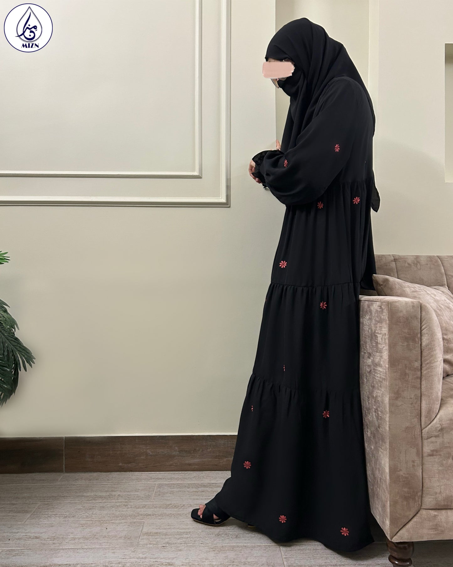 FLORA ABAYA