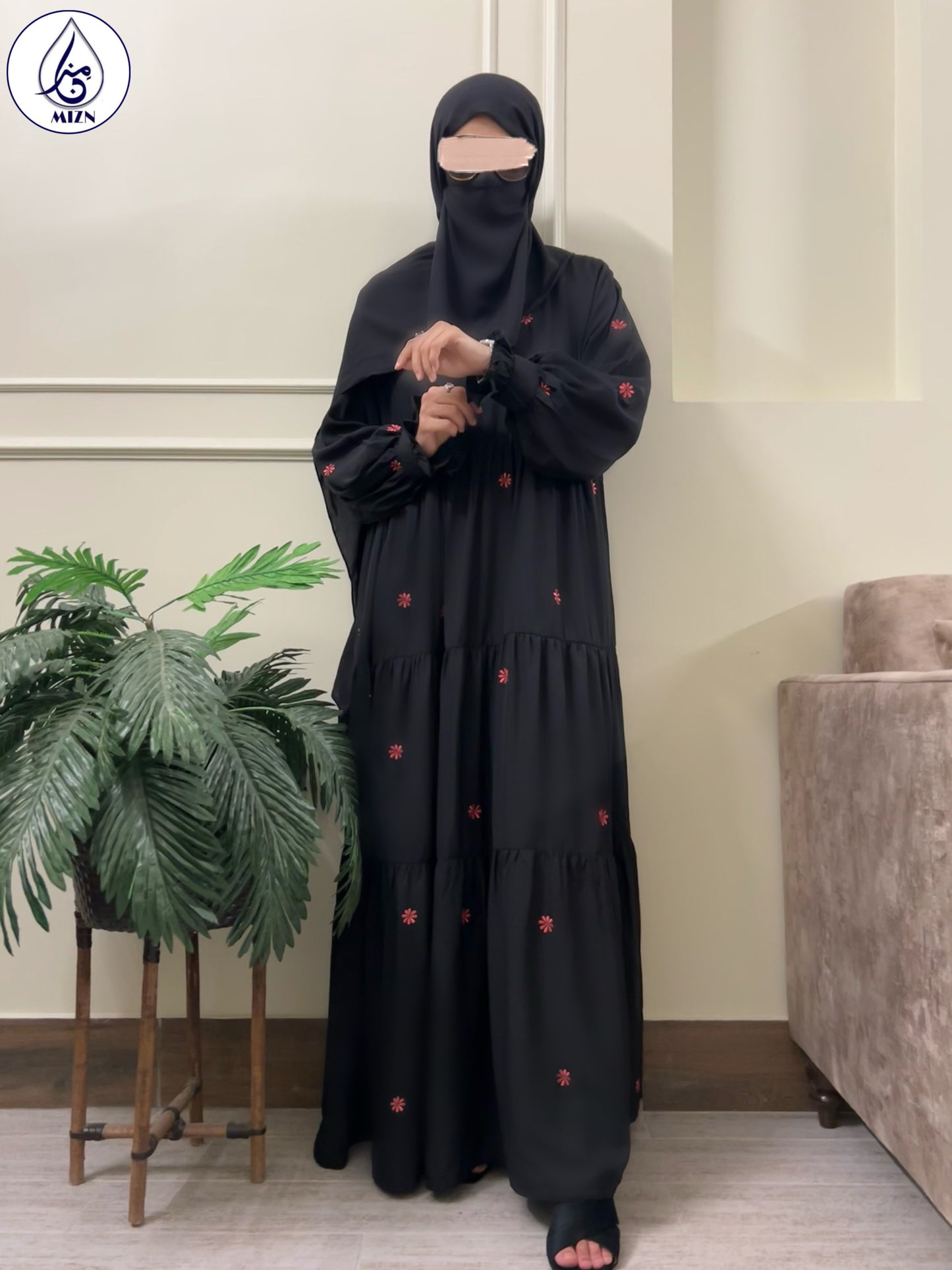 FLORA ABAYA