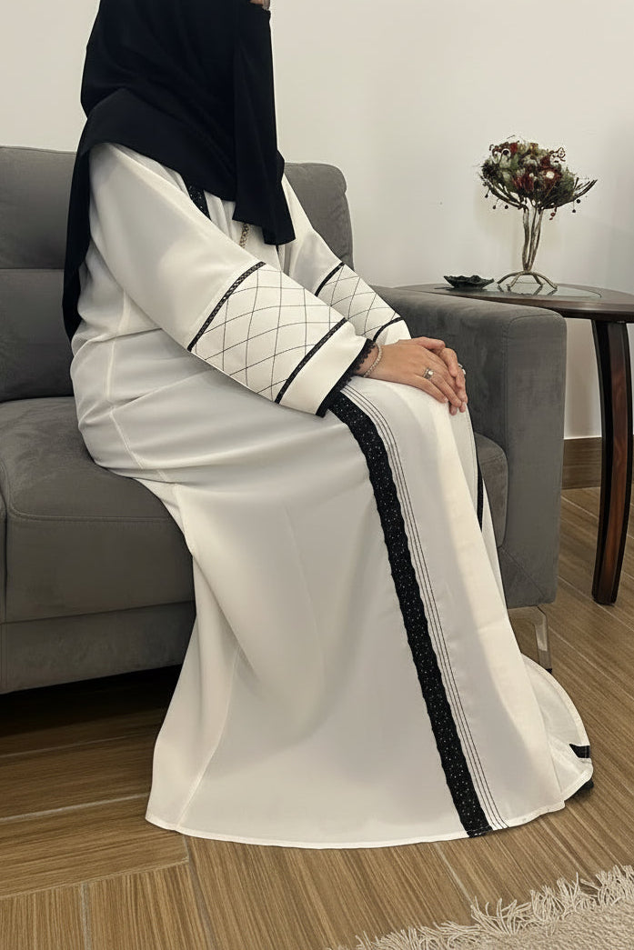 NOOR ABAYA