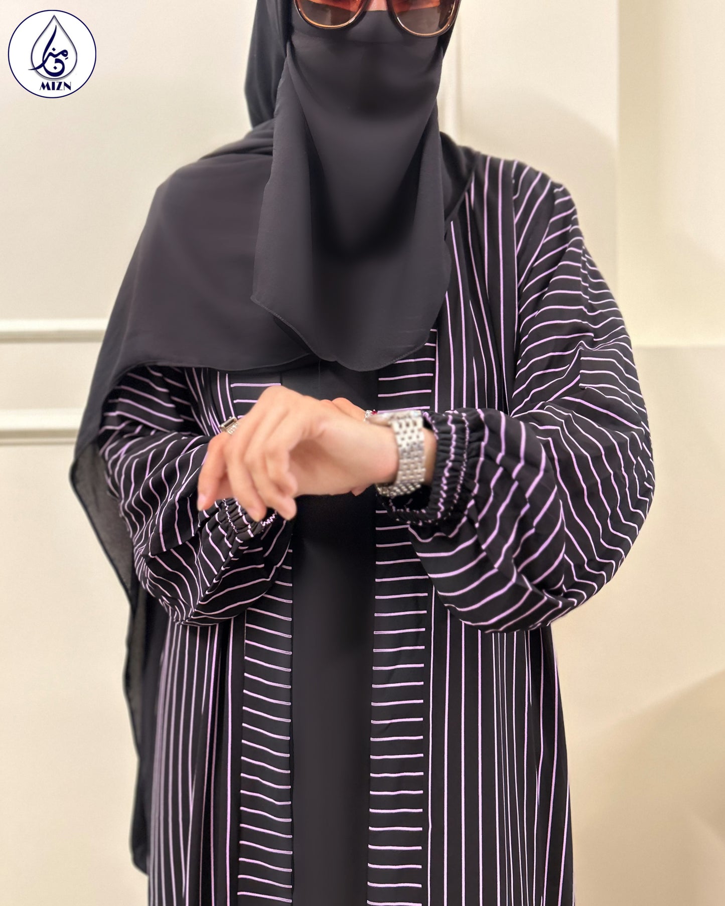 AURA ABAYA 1