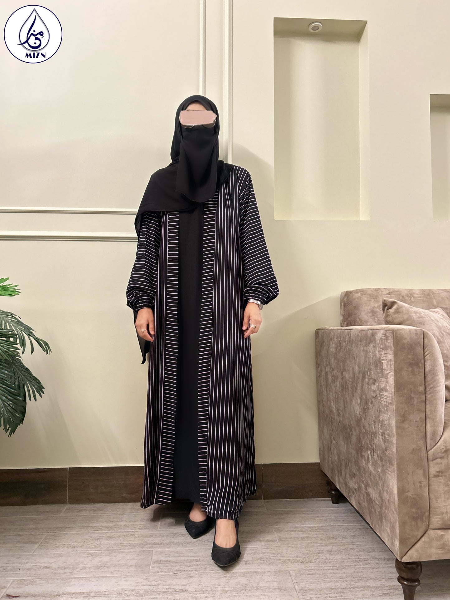 AURA ABAYA 1