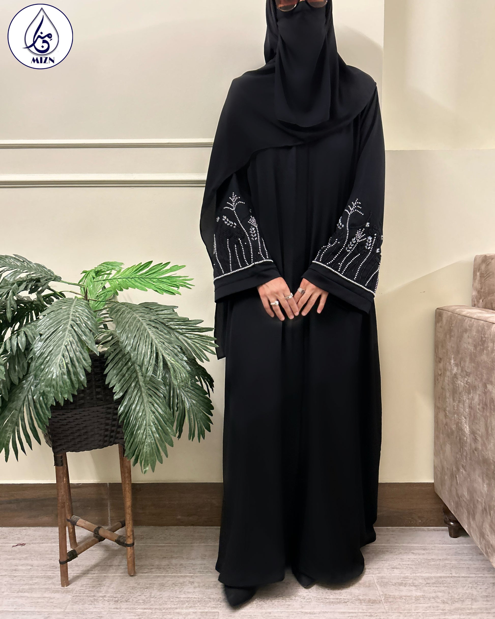 Festive abaya