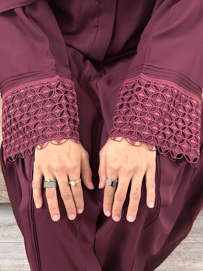 CRIMSON ABAYA
