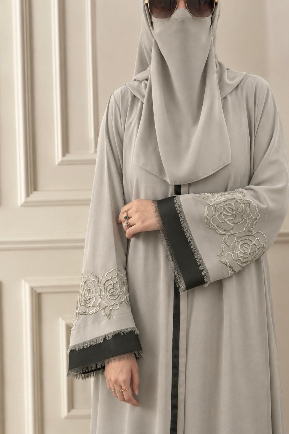 ESME ABAYA