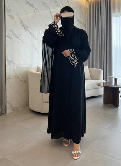 BLACK ROSETTE ABAYA