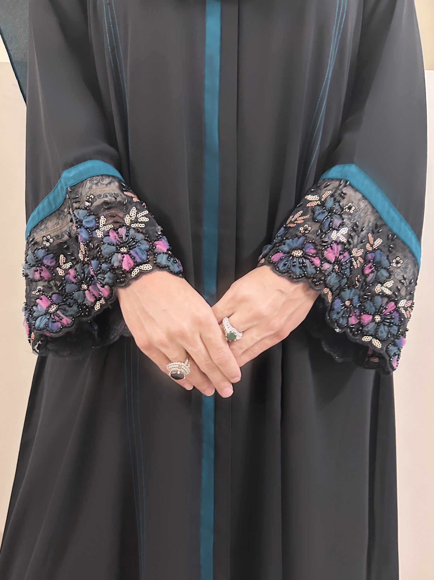 MIDNIGHT ABAYA
