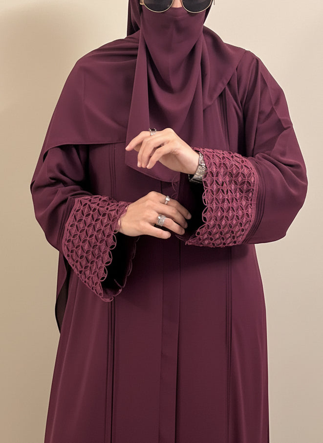 CRIMSON ABAYA