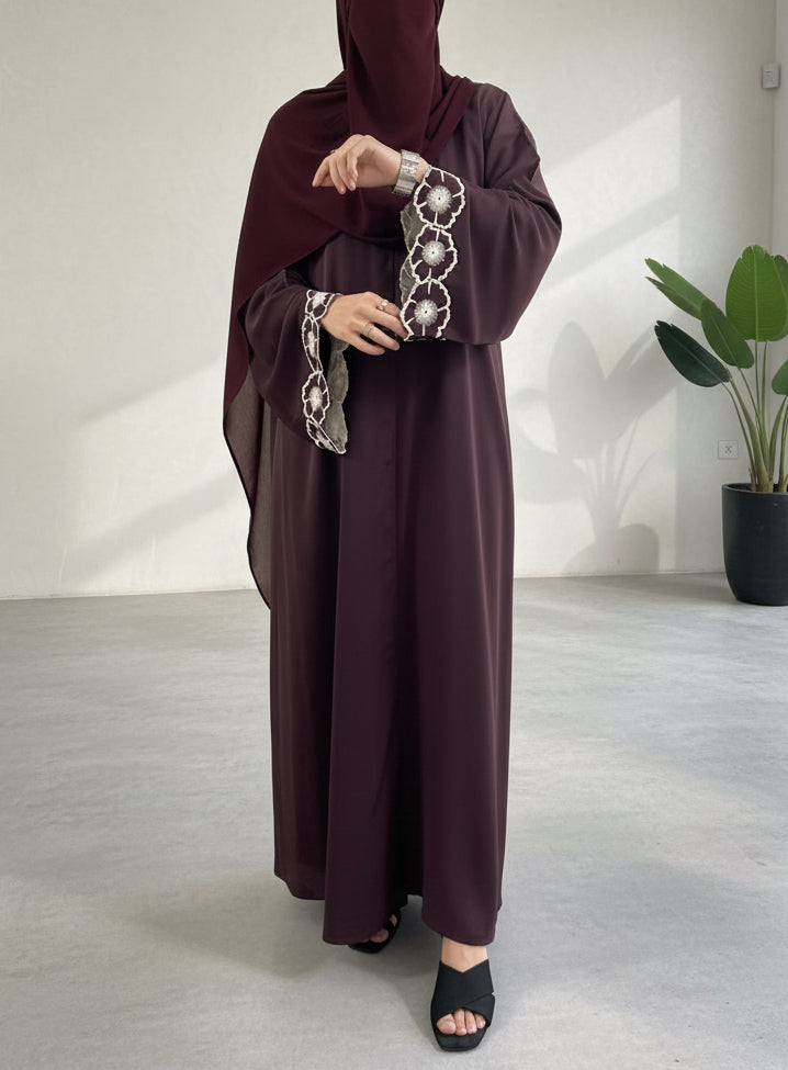 MAROON ROSETTE ABAYA