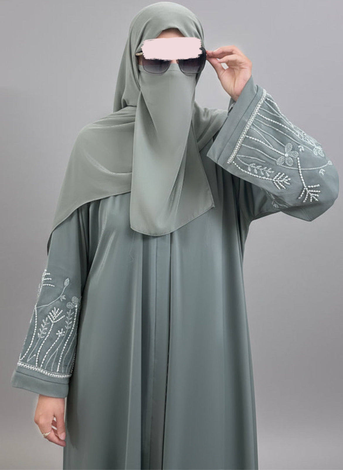 JADE ABAYA